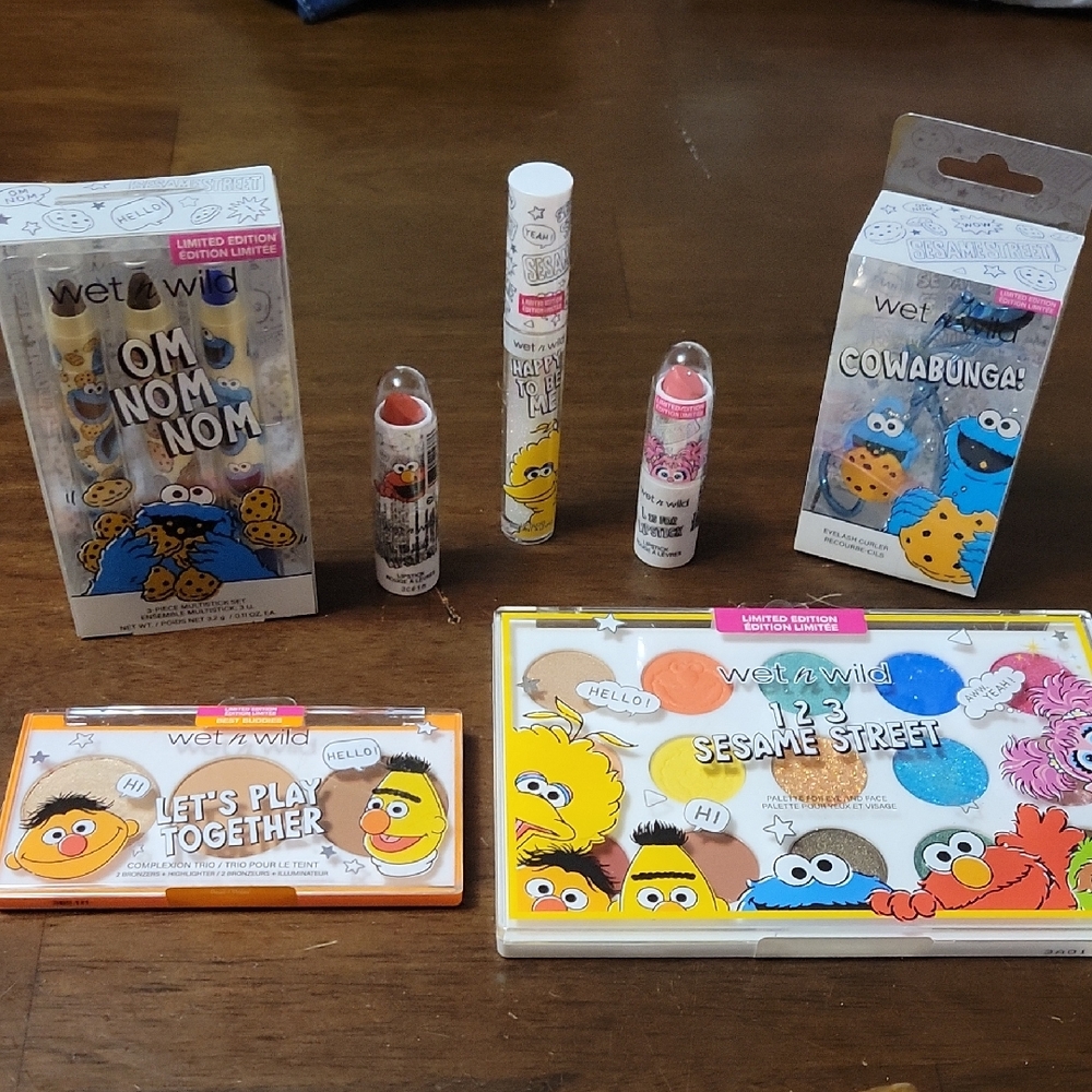 Wet n Wild Sesame St Makeup Lot Of 7